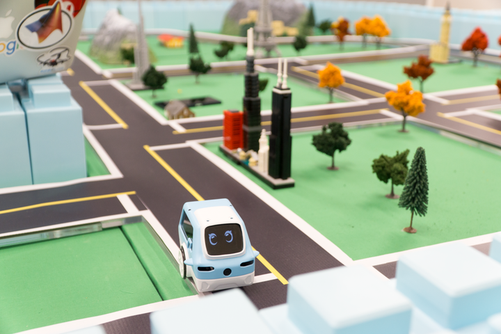 Zumi -Self-driving Artificial Intelligence Car (1 Zumi Car)