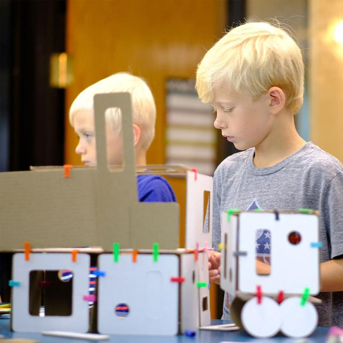 3DuxDesign Cardboard refills for the classroom