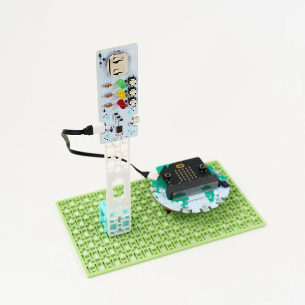 Smart Soldering Kit: Traffic Light  Class Pack (10)