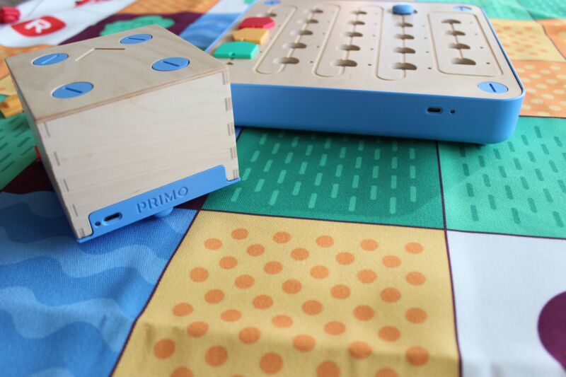 NEW! Cubetto + Playset- Large Classroom Bundle (10 Cubetto + Playsets)- Receive 2x Free Storybook