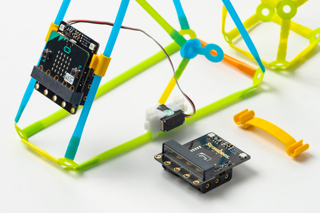 Strawbees ROBOTIC INVENTIONS FOR MICRO:BIT – 10 PACK